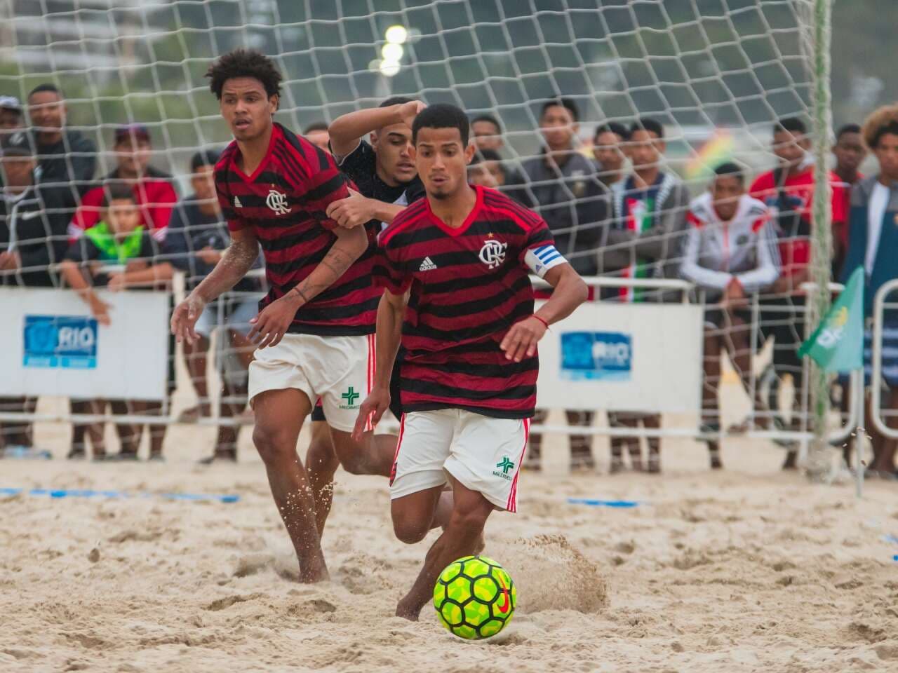 gustavinho flamengo seleção brasileira
