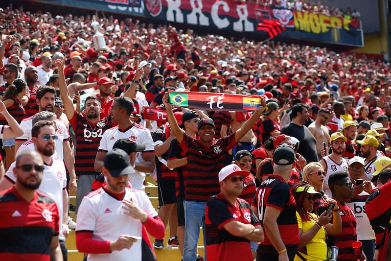 promessa torcedores do flamengo