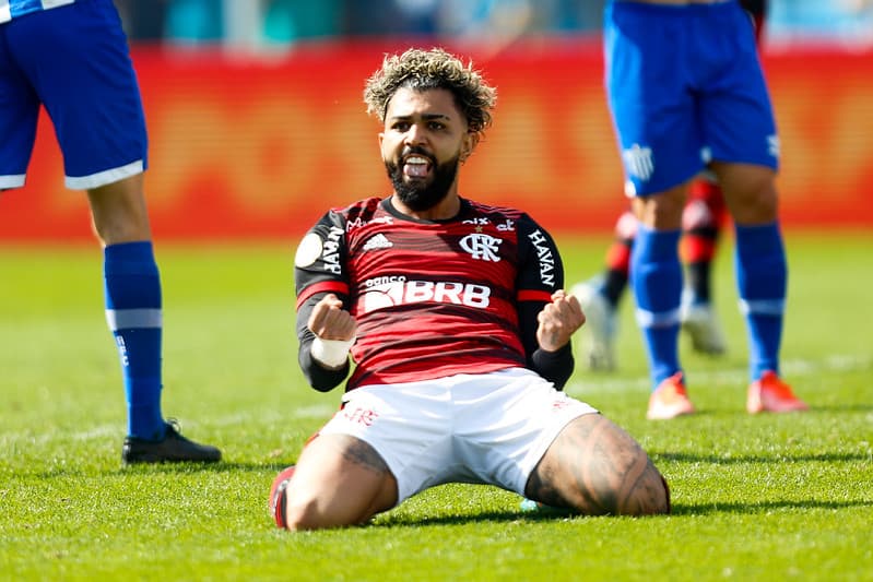 Gabigol comemorando gol do Flamengo contra o Avaí