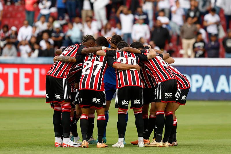 Titular do São Paulo se lesiona e clube divulga atualização médica