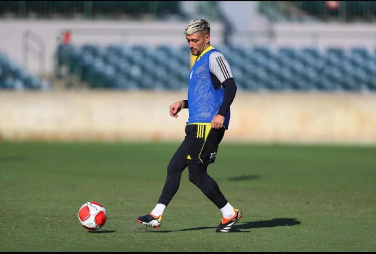 De Arrascaeta participando do último treino do Flamengo no Estados Unidos