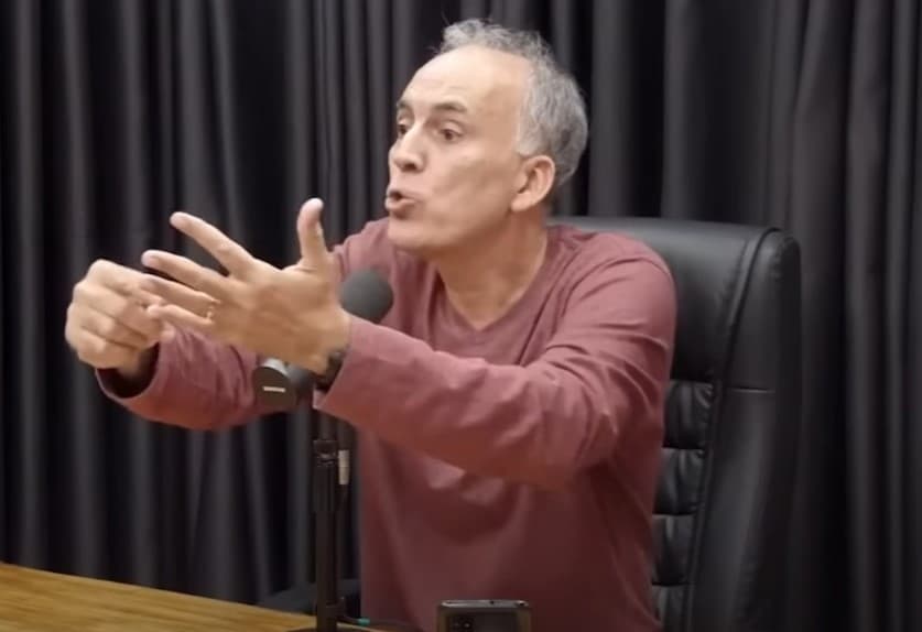 Sergio du Bocage reclama de Gerson na posição de segundo volante do Flamengo; comentarista pediu mudança de função para o meio-campista