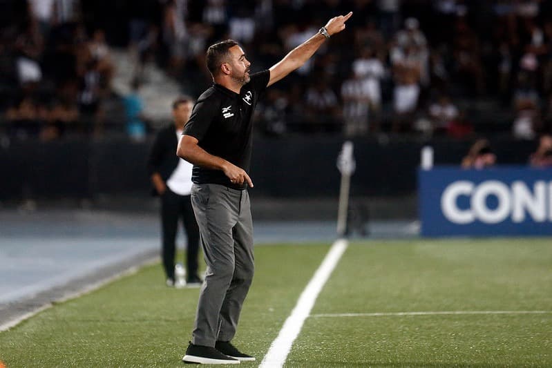 Artur Jorge demonstra confiança pra jogo contra o Flamengo