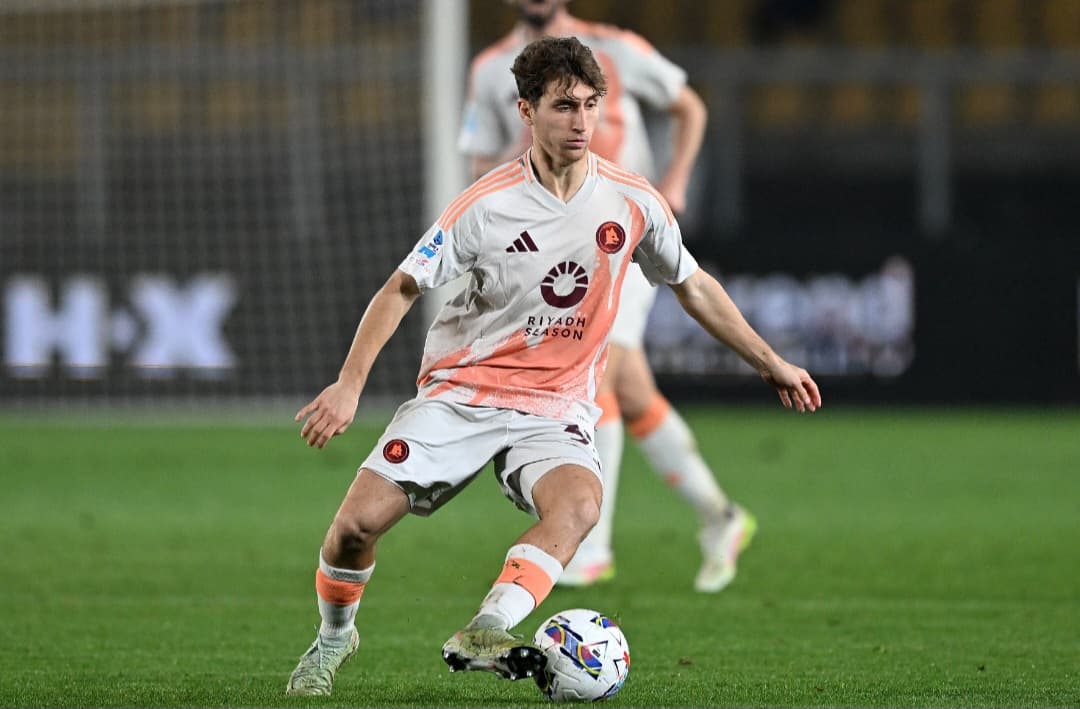 Tommaso Baldanzi pela Roma
