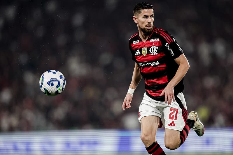 Jorginho em campo pelo Flamengo