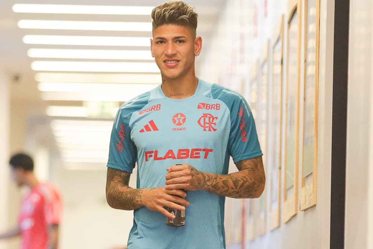 Carrascal nas dependências do Ninho do Urubu, CT do Flamengo