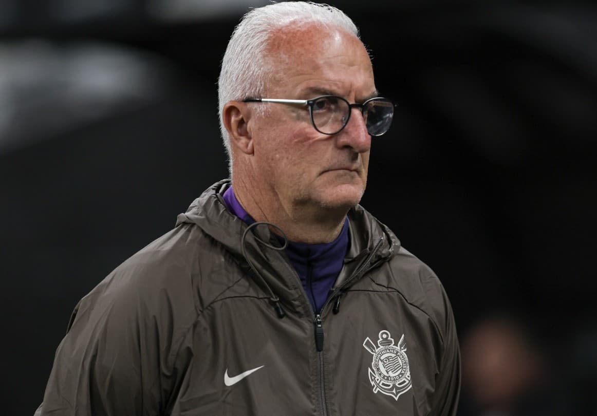 Possível reforço? Corinthians busca a contratação de centroavante antes da janela fechar