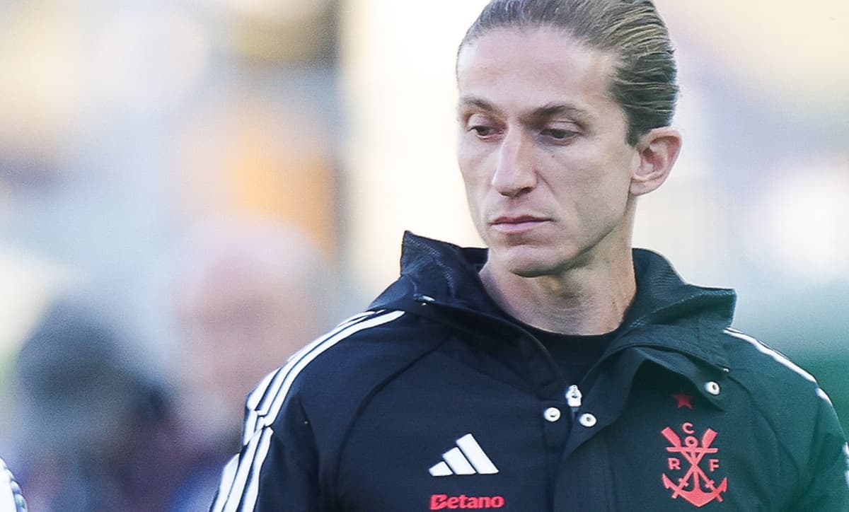 filipe luís em jogo do flamengo contra juventude