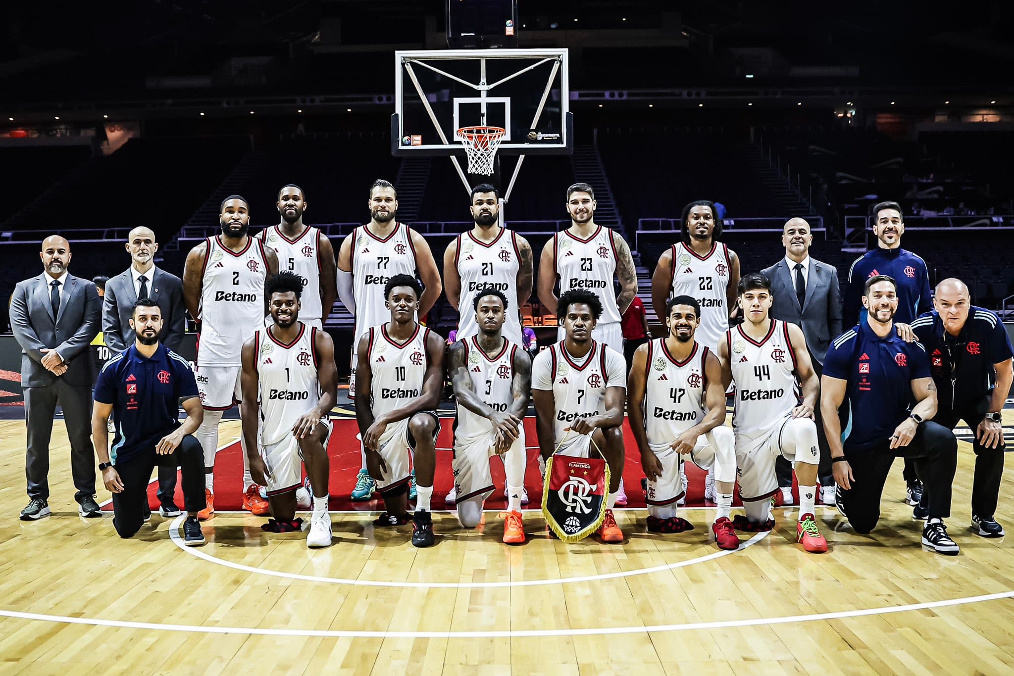 Time do FlaBasquete que ficou em quarto lugar no Mundial de Clubes