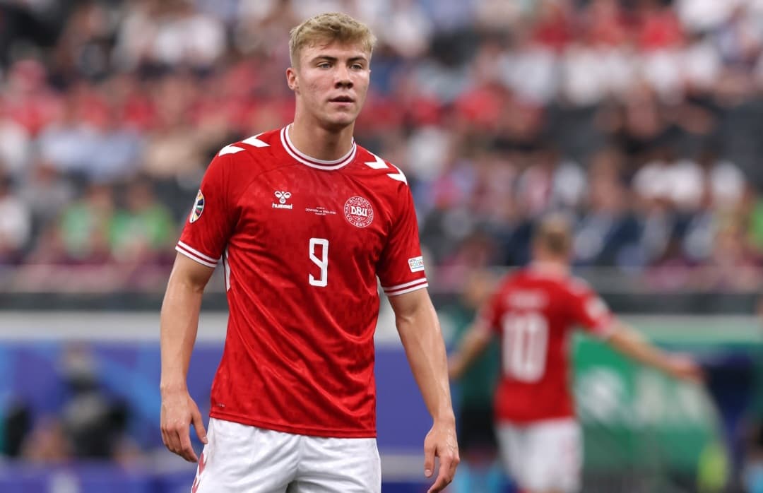 Hojlund pela Dinamarca