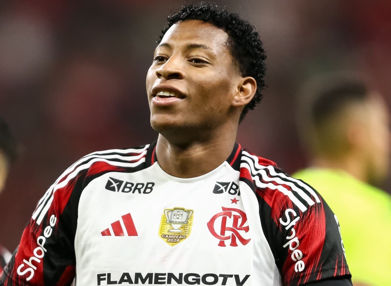 Plata comemora gol pelo Flamengo no Beira-Rio