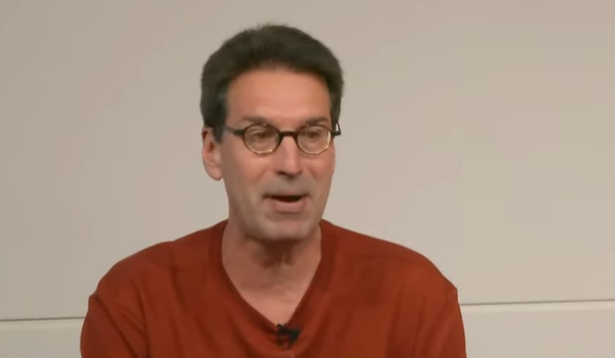 Arnaldo Ribeiro critica decisões de Filipe Luís, técnico do Flamengo, no UOL