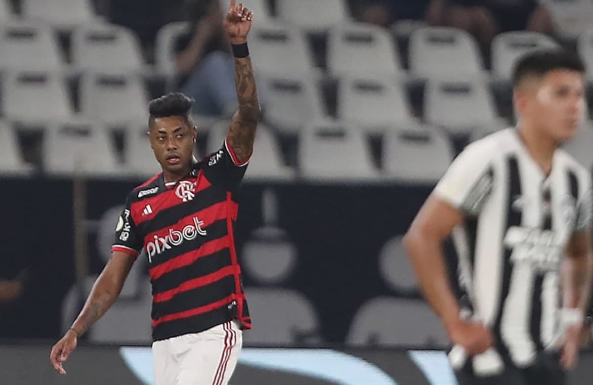 Bruno Henrique comemora gol pelo Flamengo contra Botafogo em 2024