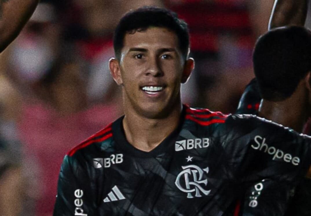 Felipe Teresa comemora gol pelo Flamengo