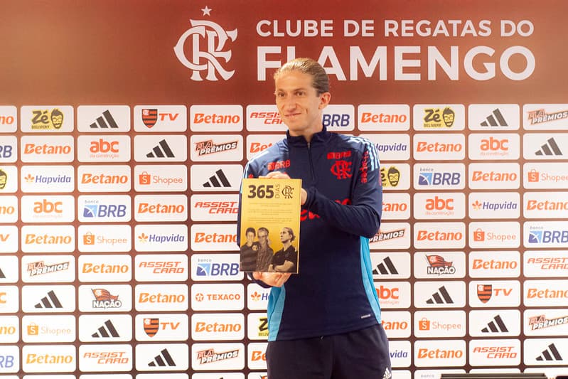 HOMENAGEM 1 ANO FILIPE LUIS