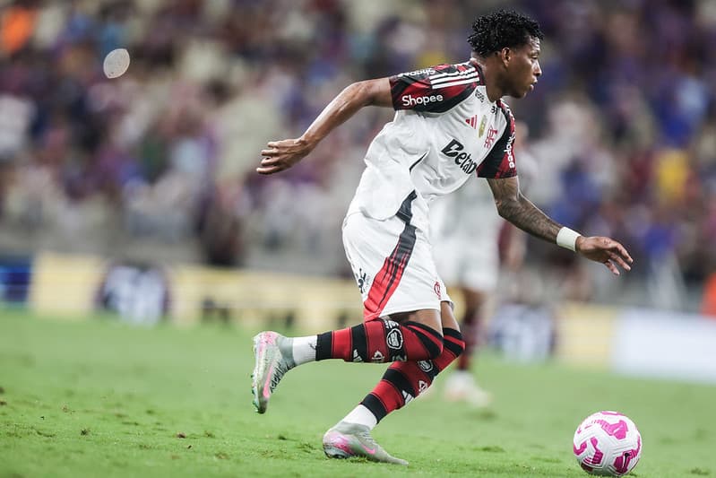 Plata contra o Fortaleza