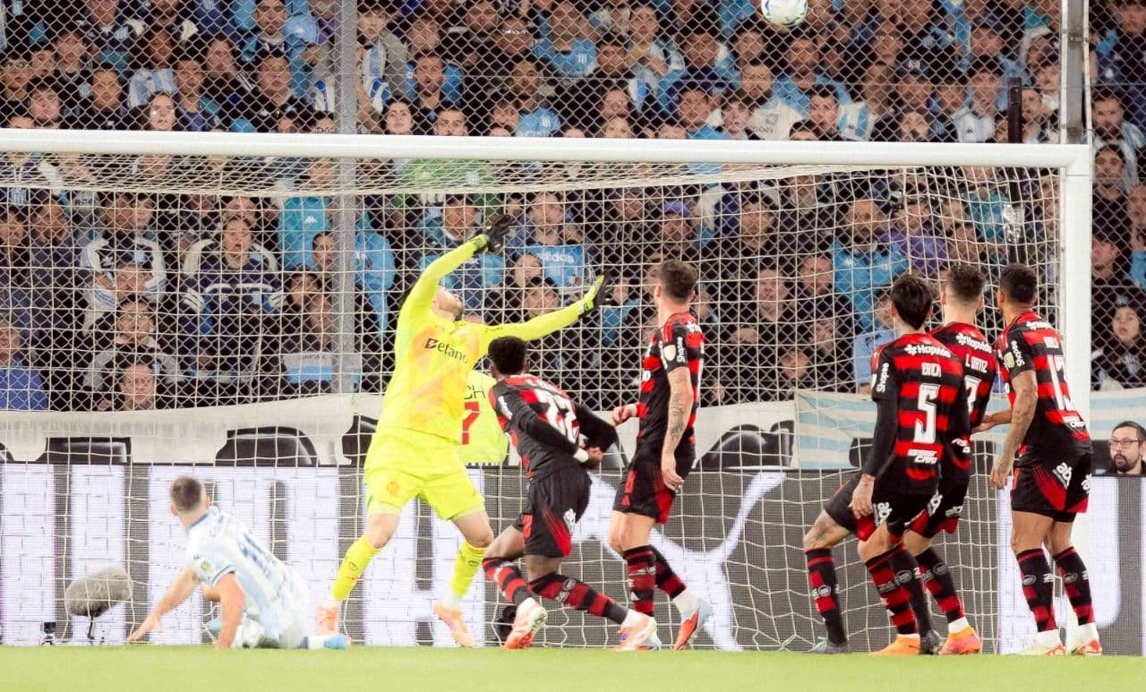 Rossi em Racing x Flamengo