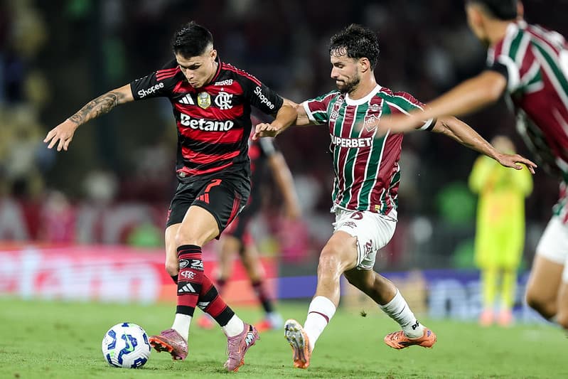 Flamengo em campo na derrota diante do Fluminense