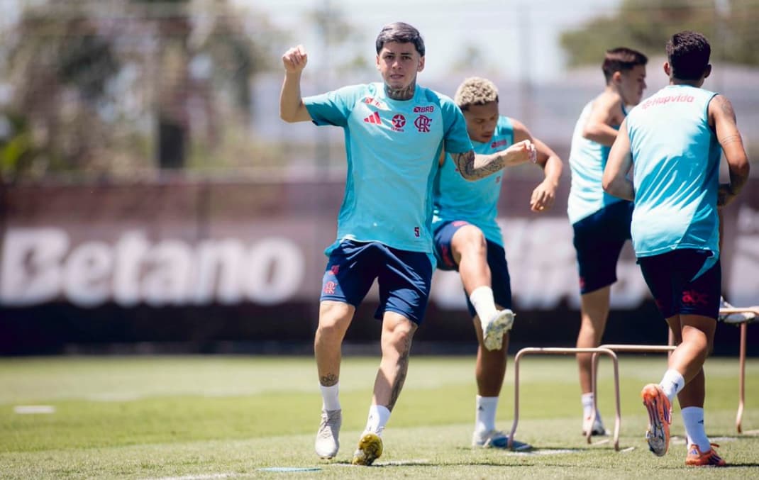 Bruno Xavier durante treino do Flamengo