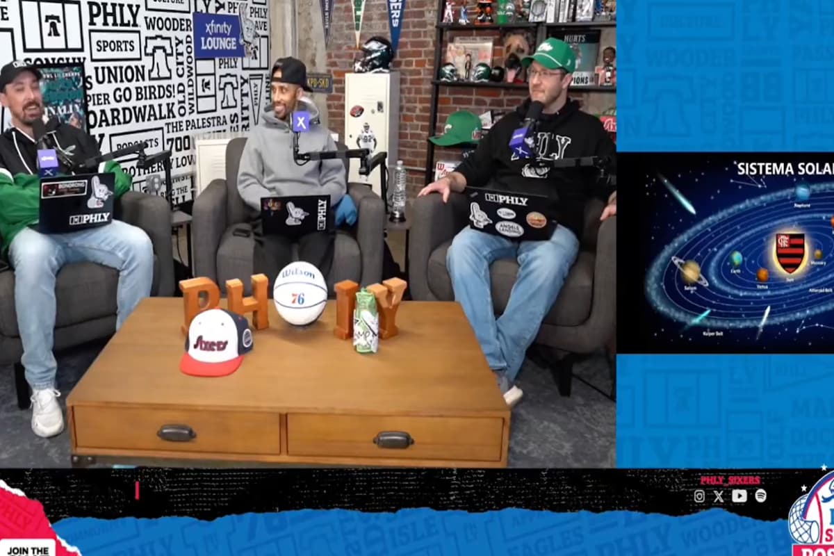 Comentaristas da PHLY Sports comentando sobre o Flamengo e as interações com a torcida rubro-negra nas redes sociais