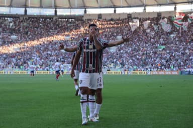 Kaua Elias, do Fluminense, comemora após marcar o primeiro gol de sua equipe durante a partida entre Fluminense e Bahia, válida pelo Brasileirão 2024, no Estádio do Maracanã, em 4 de agosto de 2024, no Rio de Janeiro, Brasil.