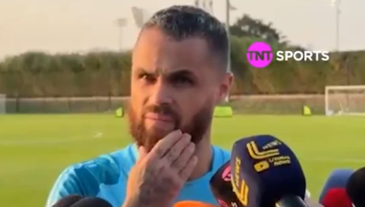 Michael em entrevista Doha, falando sobre Flamengo