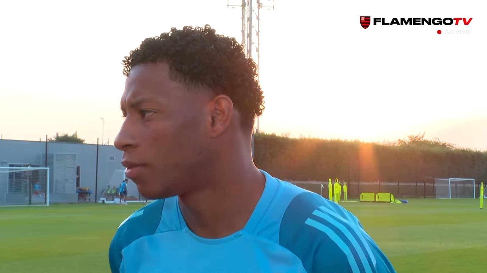 Plata dando entrevista à FlamengoTV