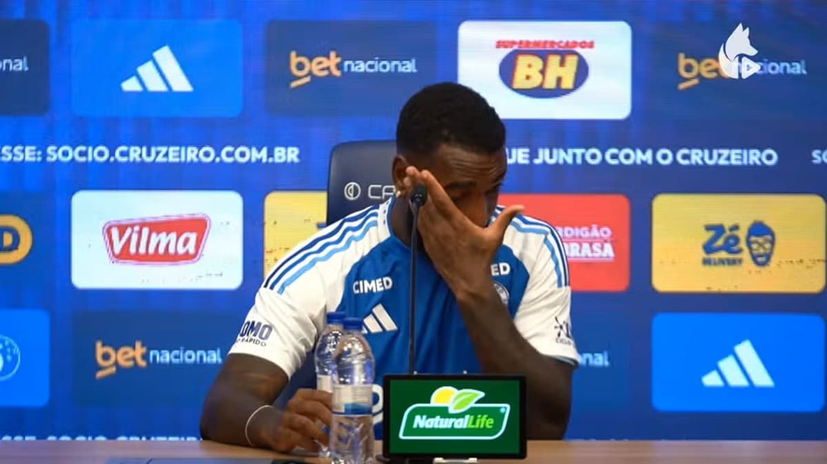 Gerson chorou ao defender Marcão em apresentação no Cruzeiro