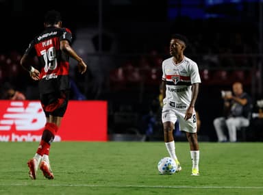 Marcos Antônio e Plata em São Paulo 2x1 Flamengo