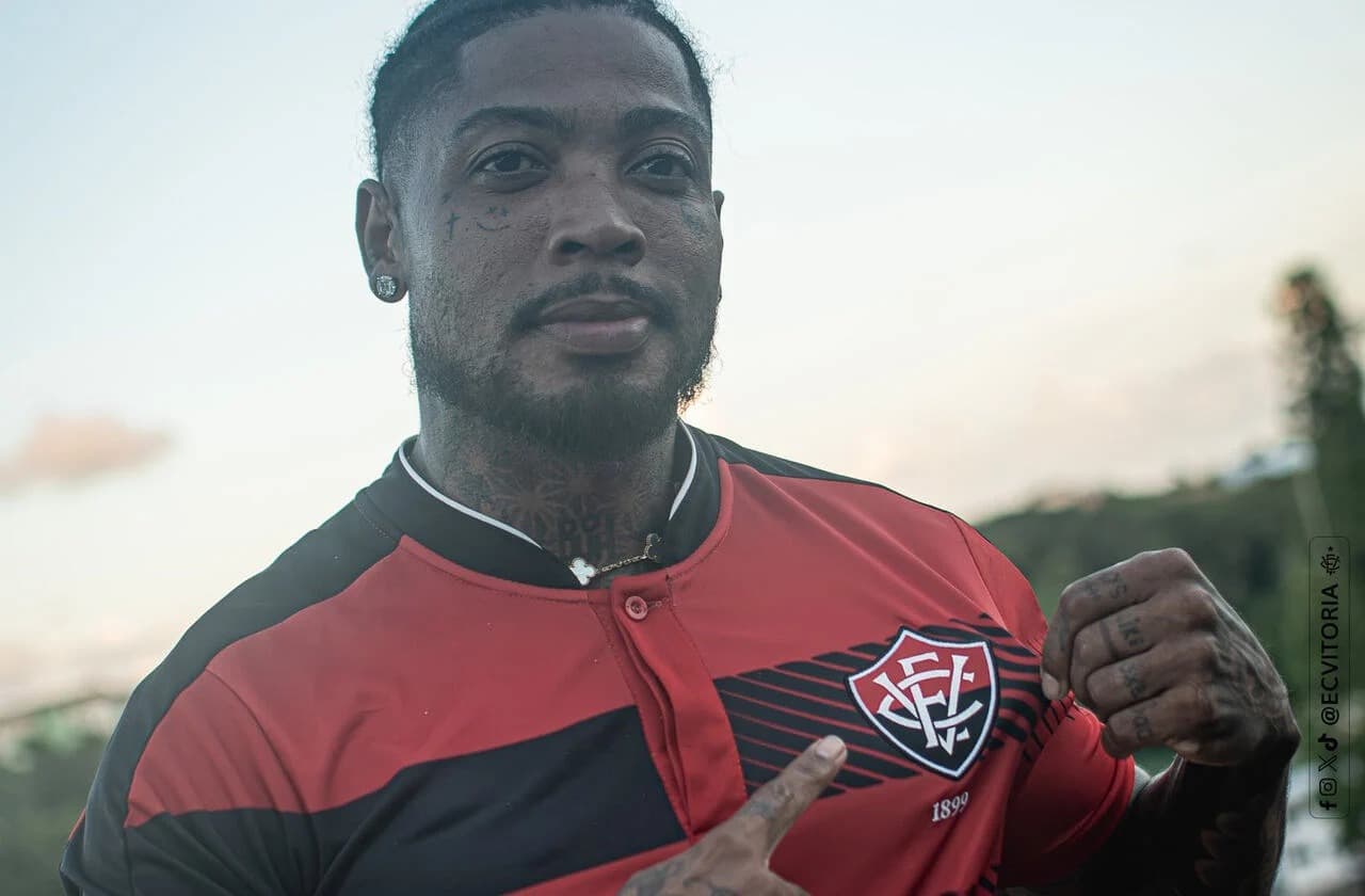 Marinho volta ao Vitória após 10 anos