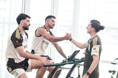 Paquetá, Danilo e Filipe Luís