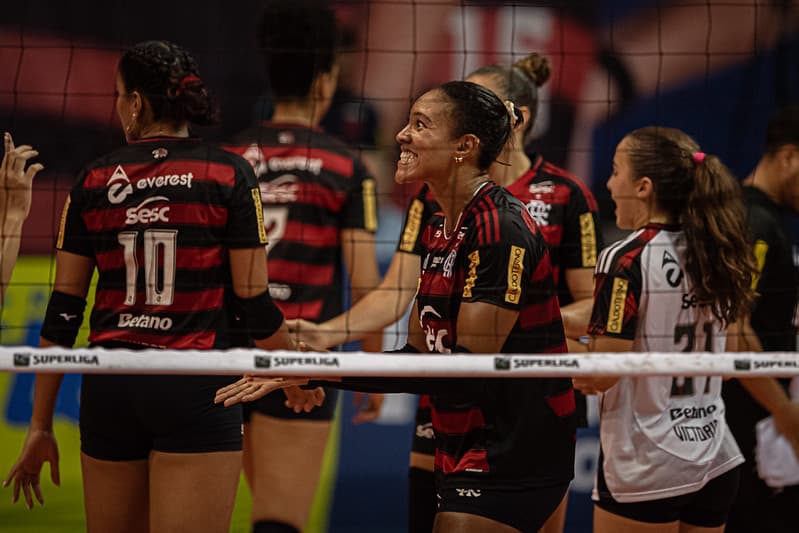 Sesc Flamengo comemora ponto na Superliga Feminina de Vôlei
