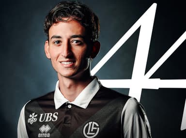 Carbone anunciado no FC Lugano