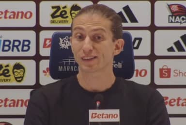 Filipe Luís concede coletiva após Flamengo x Internacional.