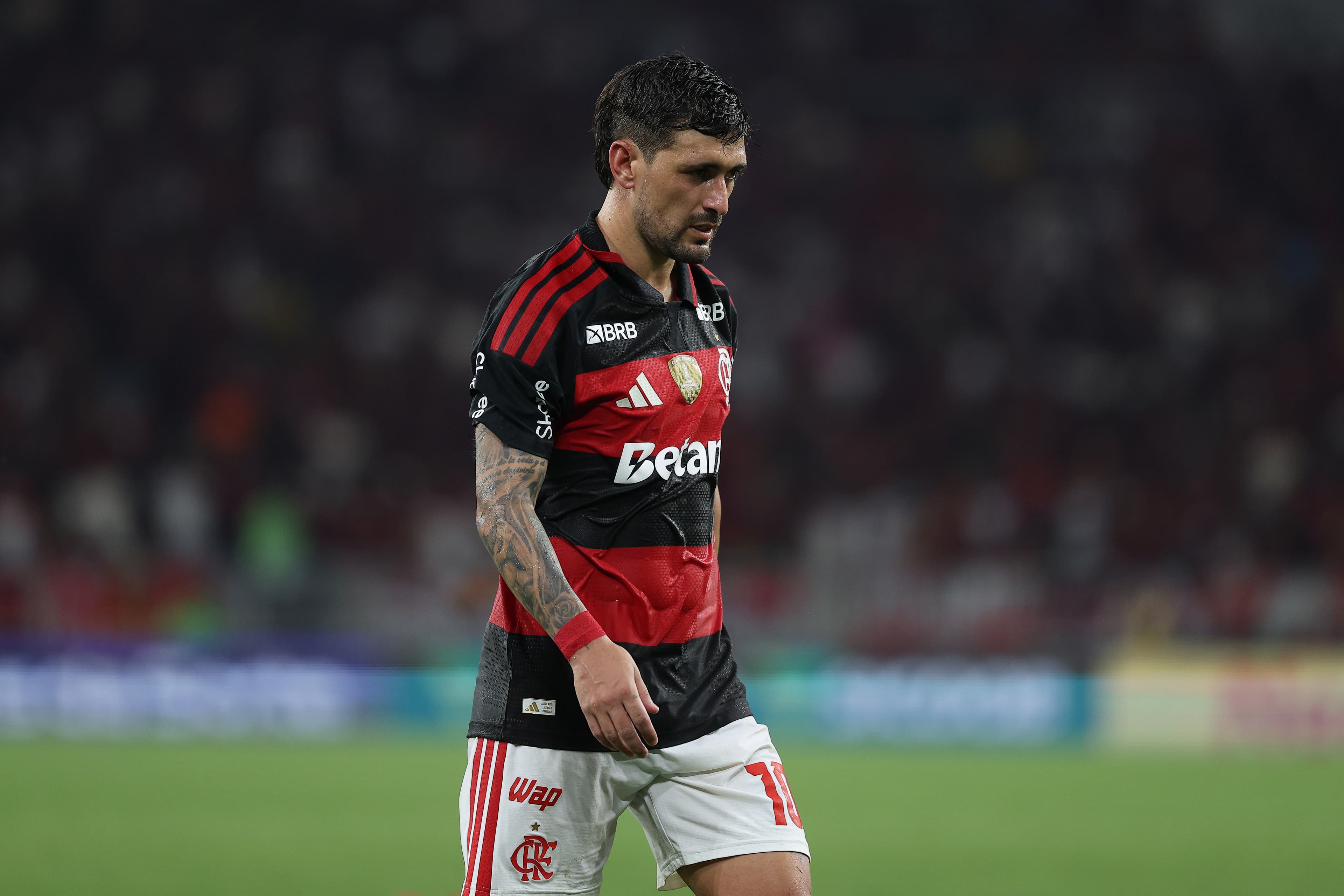 Arrascaeta em campo pelo Flamengo