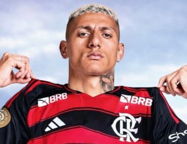 Richarlison com a camisa do Flamengo