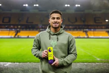 João Gomes é eleito o melhor da partida