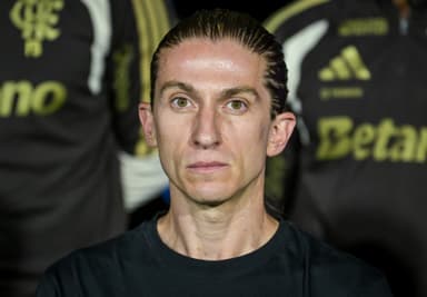 Filipe Luís durante Lanús x Flamengo pela Recopa