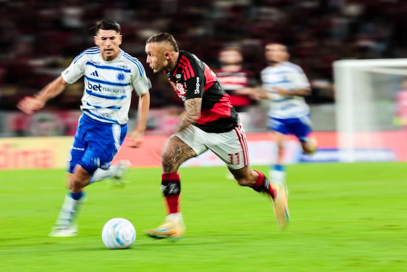 Cebolinha parte em velocidade após deixar marcador para trás