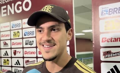 Pedro na zona mista do Maracanã após Flamengo x Cruzeiro