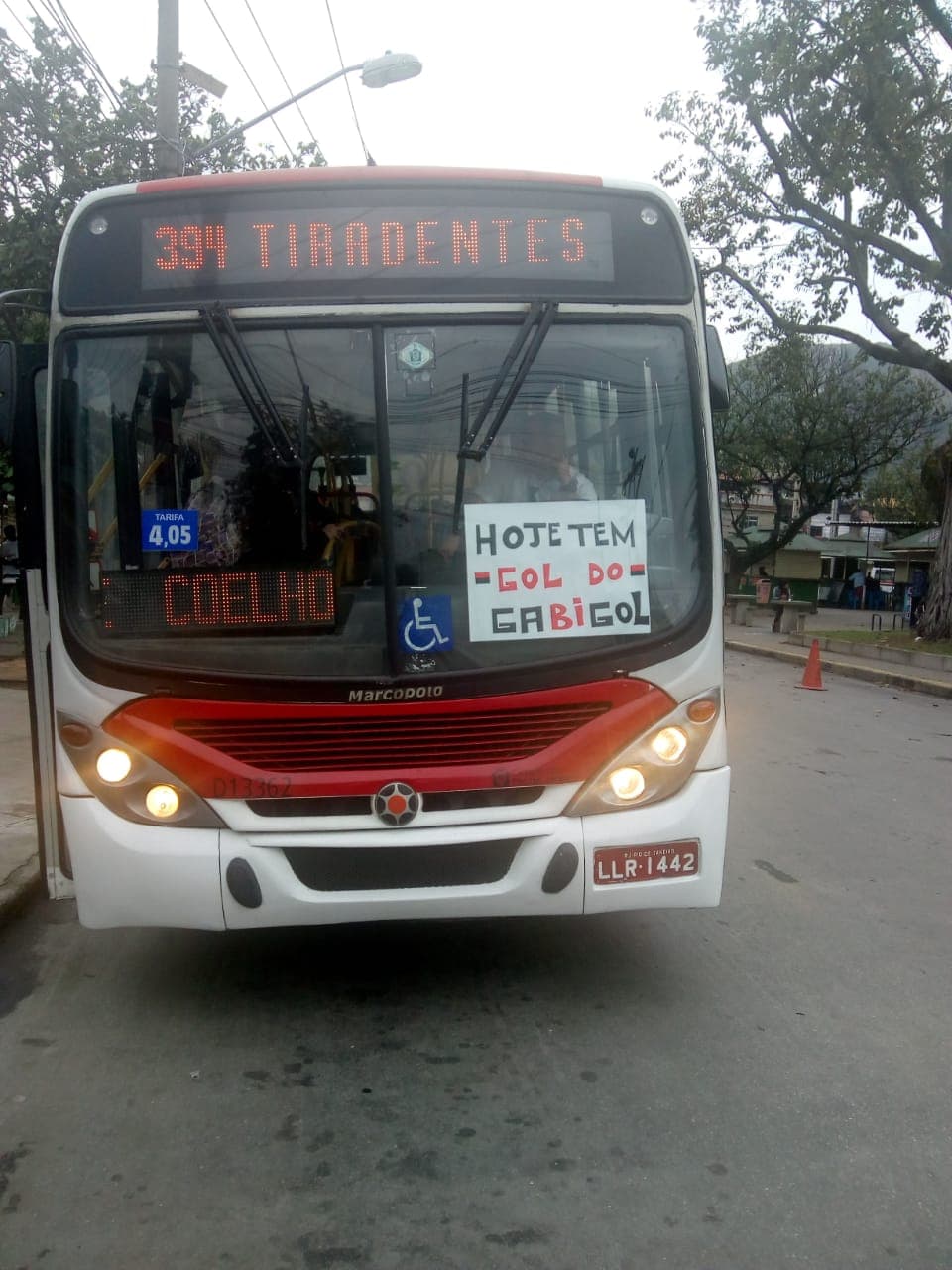 hoje tem gol do gabigol vira febre e até linha de onibus