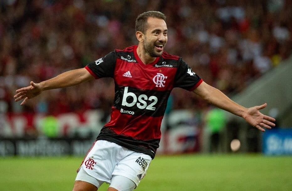 everton ribeiro cede rede socias live debate racismo