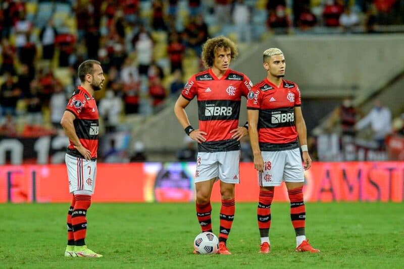 David Luiz torcida do Flamengo Brasileirão Europa