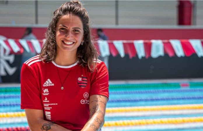 Gabi Roncatto bate recorde no Mare Nostrum