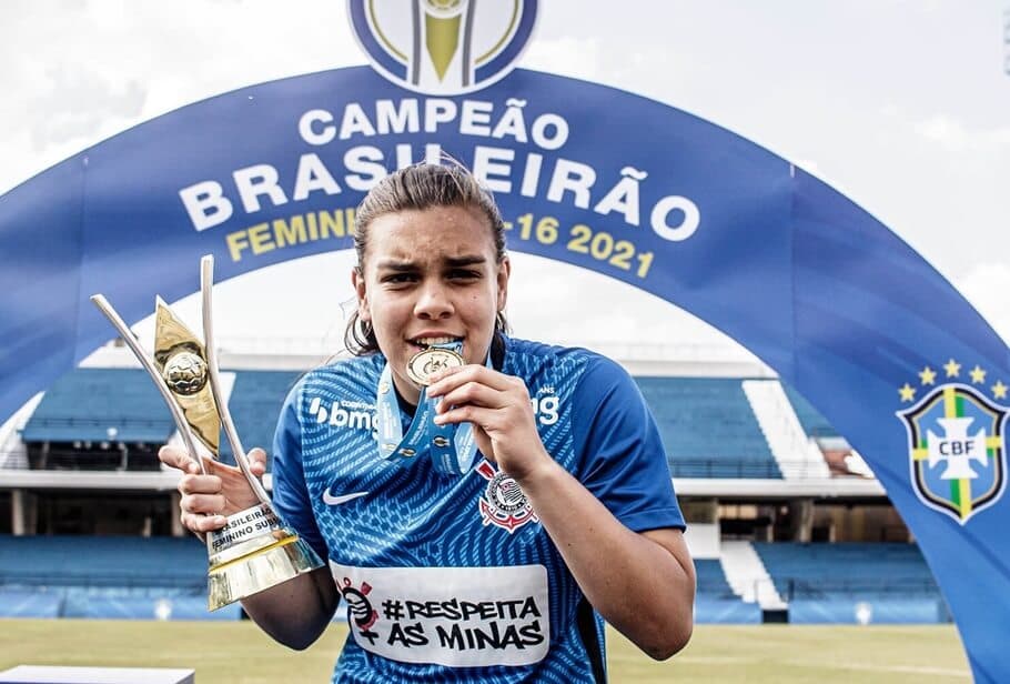 Isa Cruz Corinthians contratação Flamengo feminino base