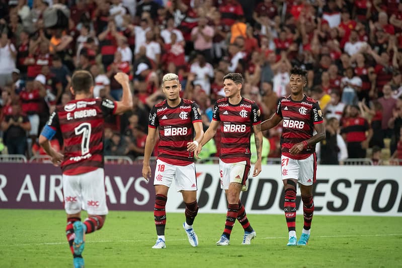 flamengo católica libertadores 2022 everton ribeiro andreas pereira bruno henrique ayrton lucas