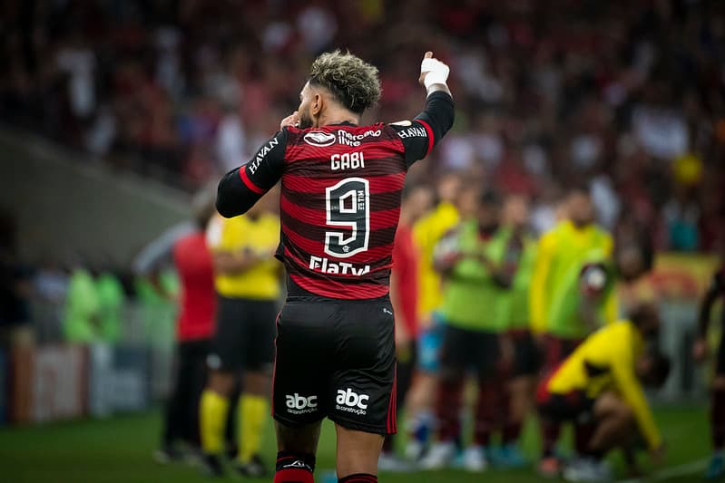 gabigol arrascaeta flamengo fluminense campeonato brasileiro 2022