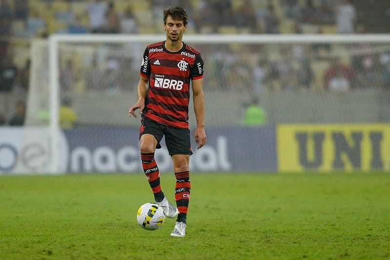 rodrigo caio flamengo fluminense campeonato brasileiro 2022