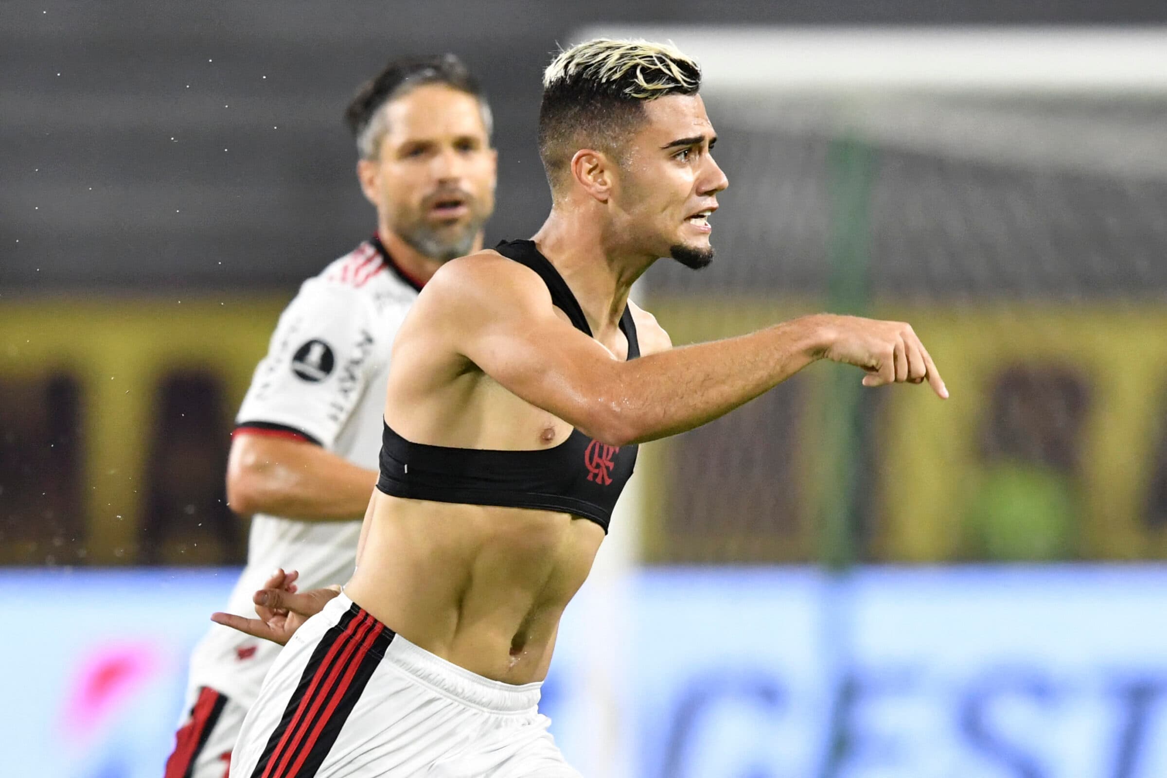 Com participação na campanha, Andreas Pereira comemora e parabeniza o Flamengo pelo título
