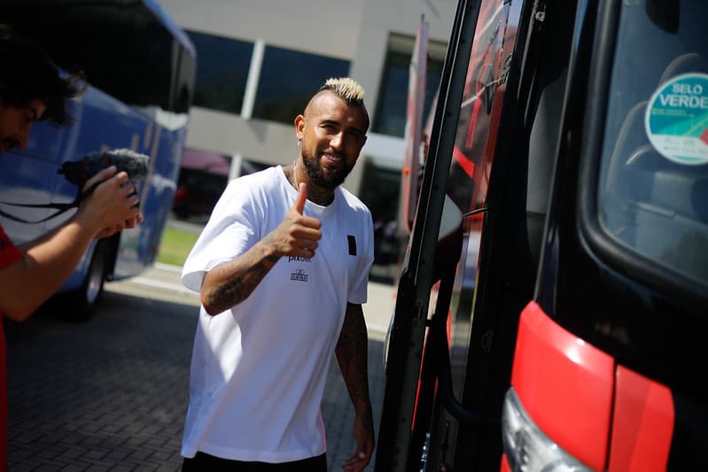 Arturo Vidal estreia com a camisa do Flamengo diante do Avaí na Ressacada